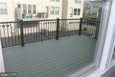 BRAMBLETON LANDBAY 3 - Residential Lease