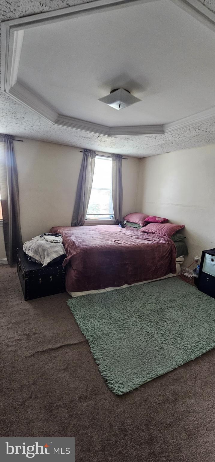 CLIFTON HEIGHTS - Residential