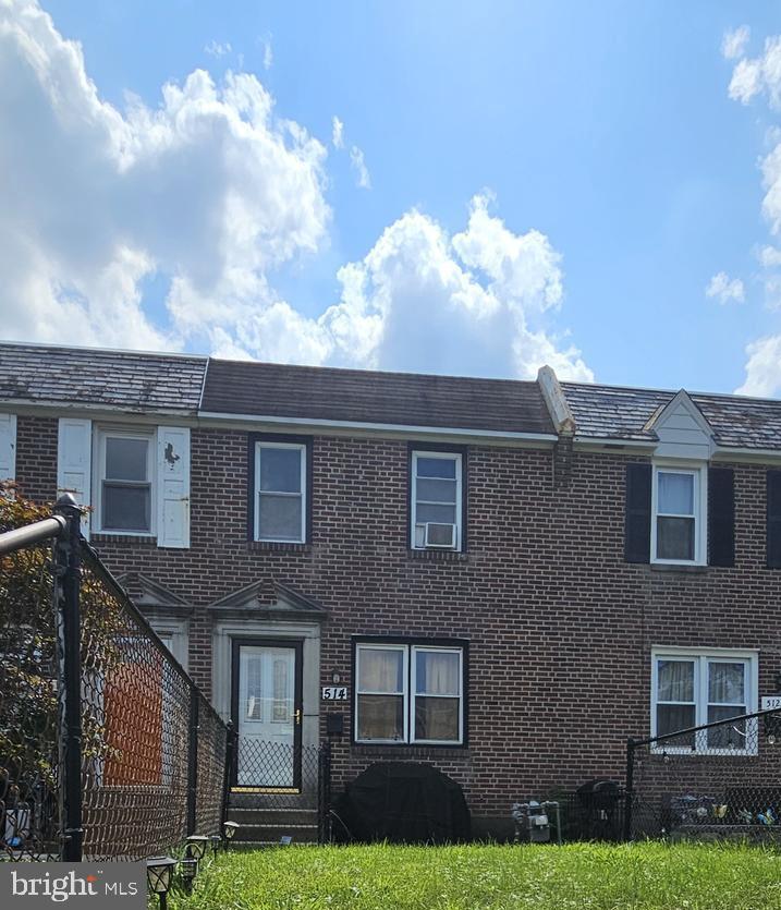 This is a 3 bedroom row home on a cul-de-sac street. Fridge and dishwasher included in rental as well as ceiling fans. This home also features an attached garage and fenced front yard. This property is currently being used as a rental.