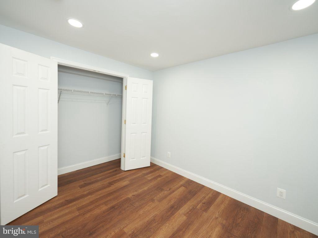 VILLA D ESTE VILLAGE - Residential Lease