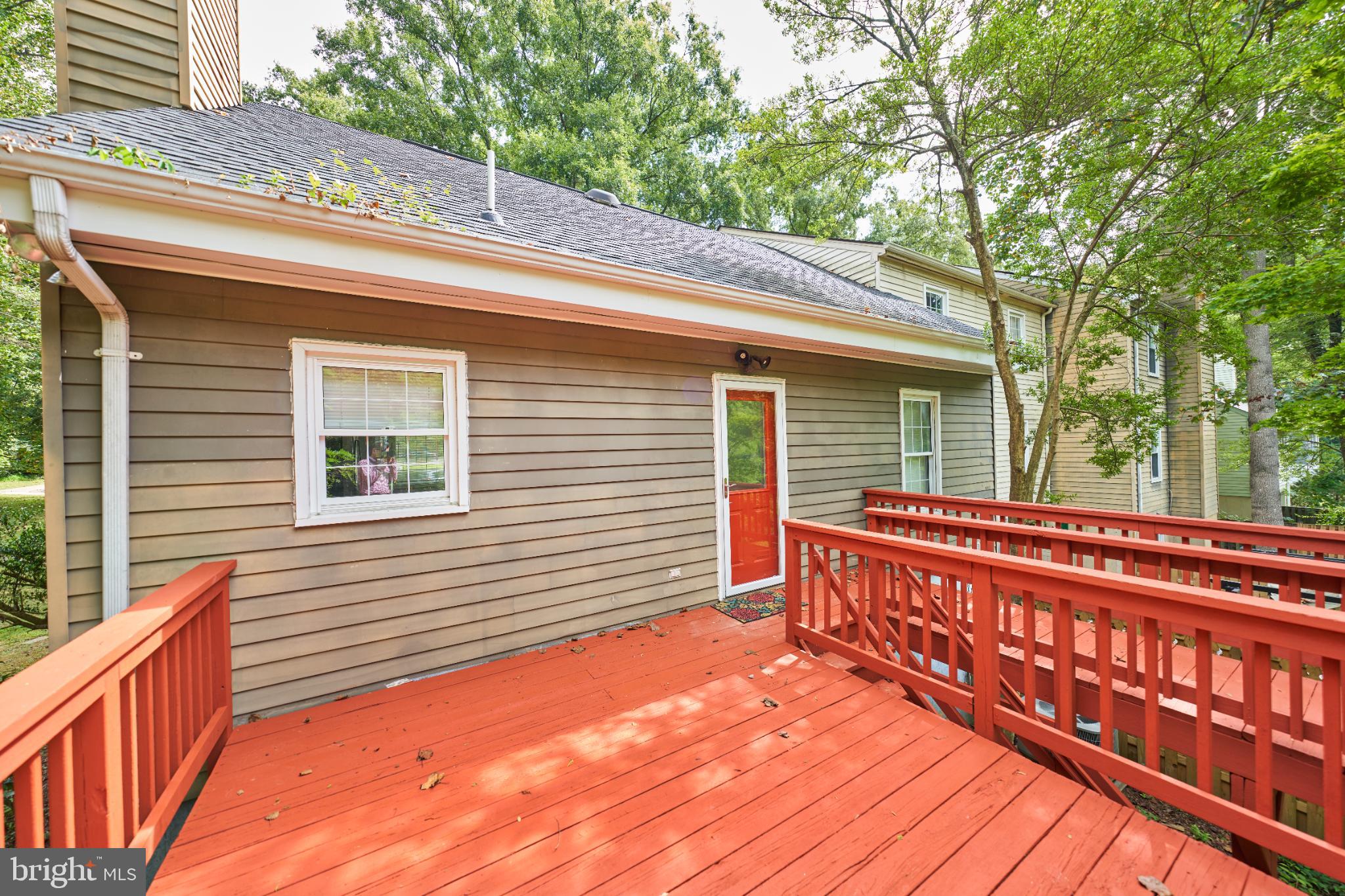 VILLA D ESTE VILLAGE - Residential Lease