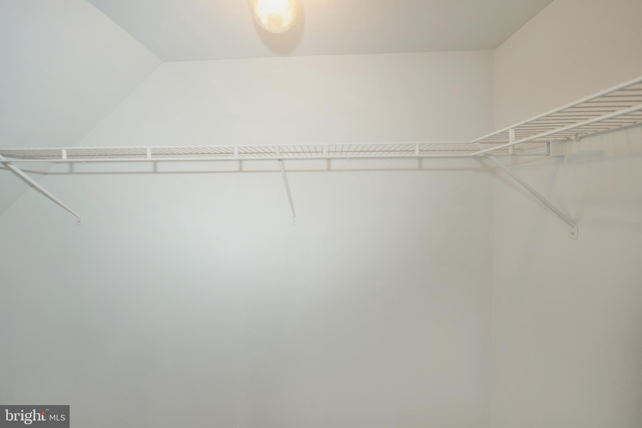 VILLA D ESTE VILLAGE - Residential Lease