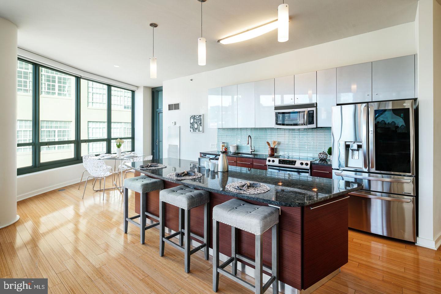 RITTENHOUSE SQUARE - Residential