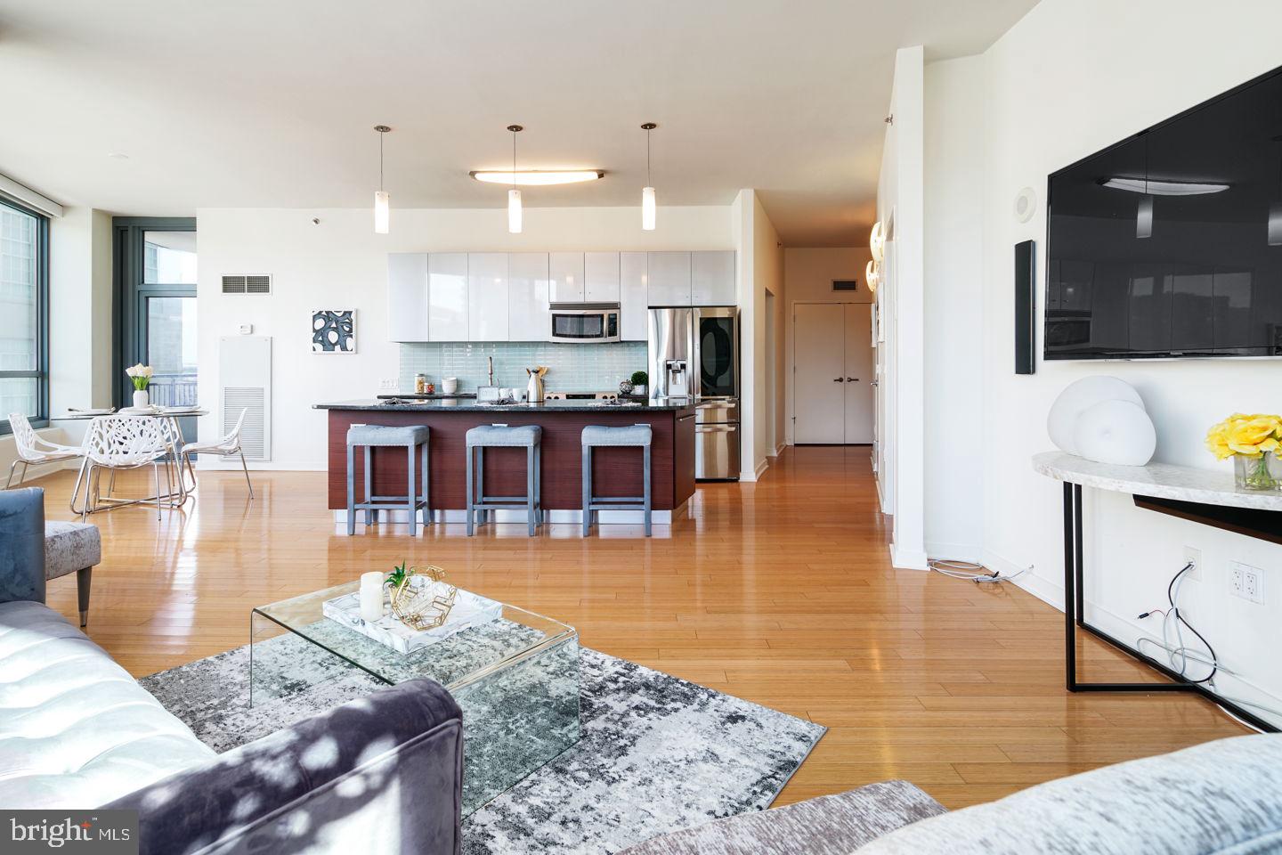 RITTENHOUSE SQUARE - Residential
