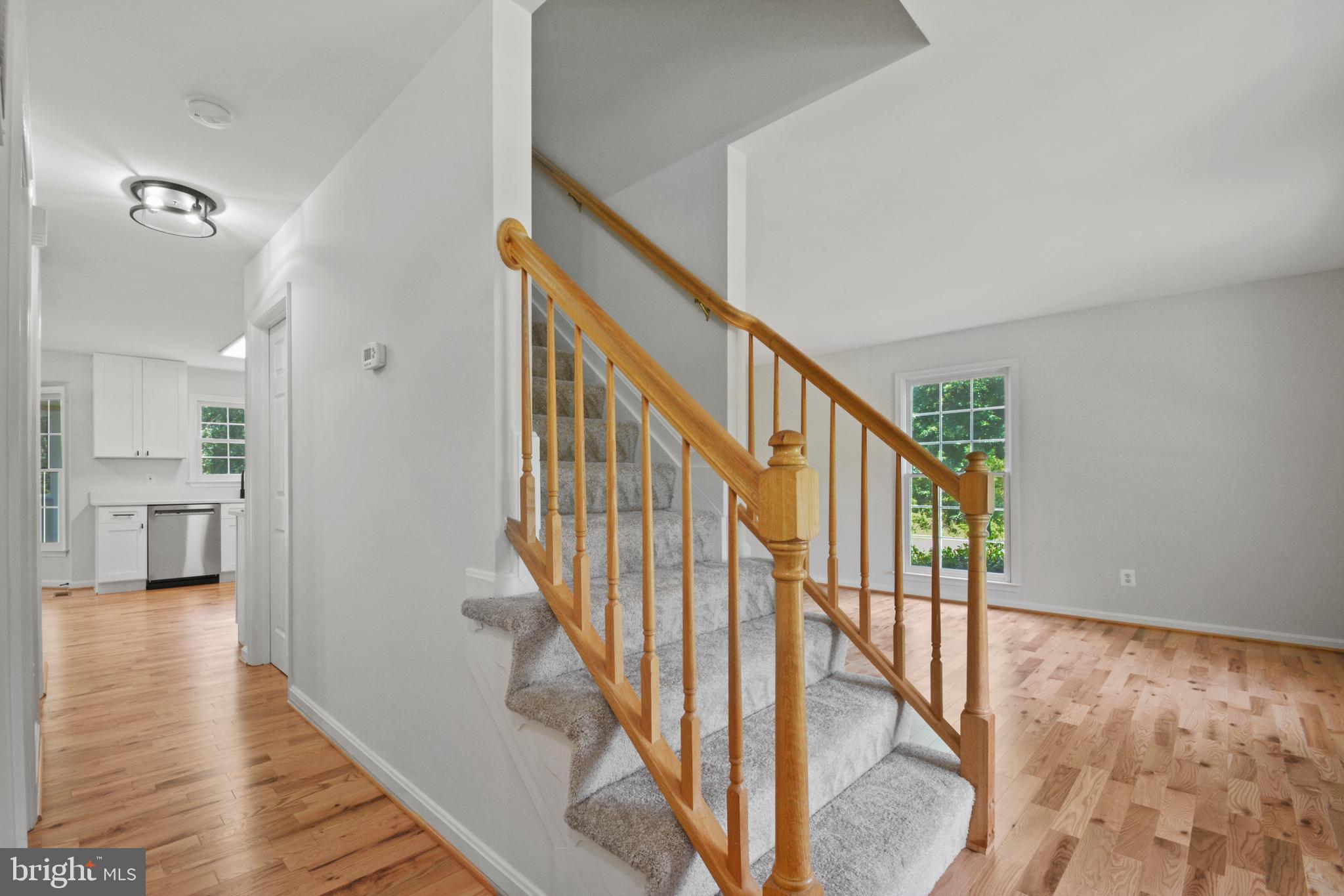 DUTCH HOLLOW - Residential