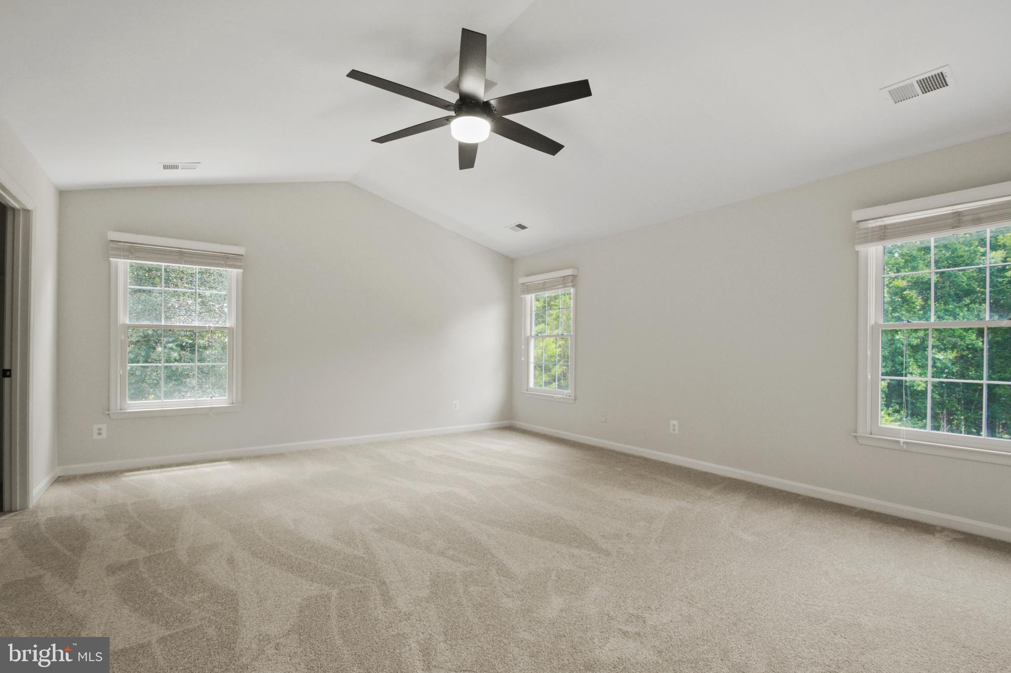 DUTCH HOLLOW - Residential