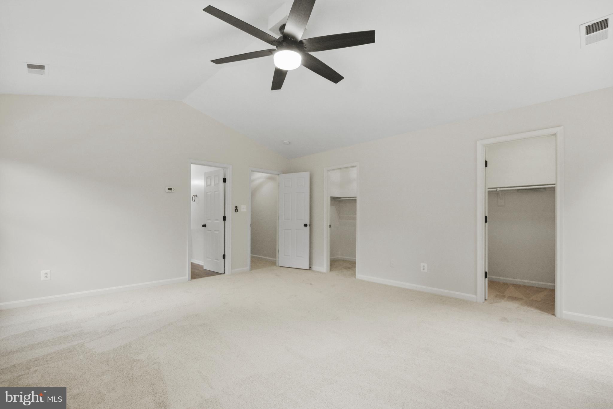 DUTCH HOLLOW - Residential