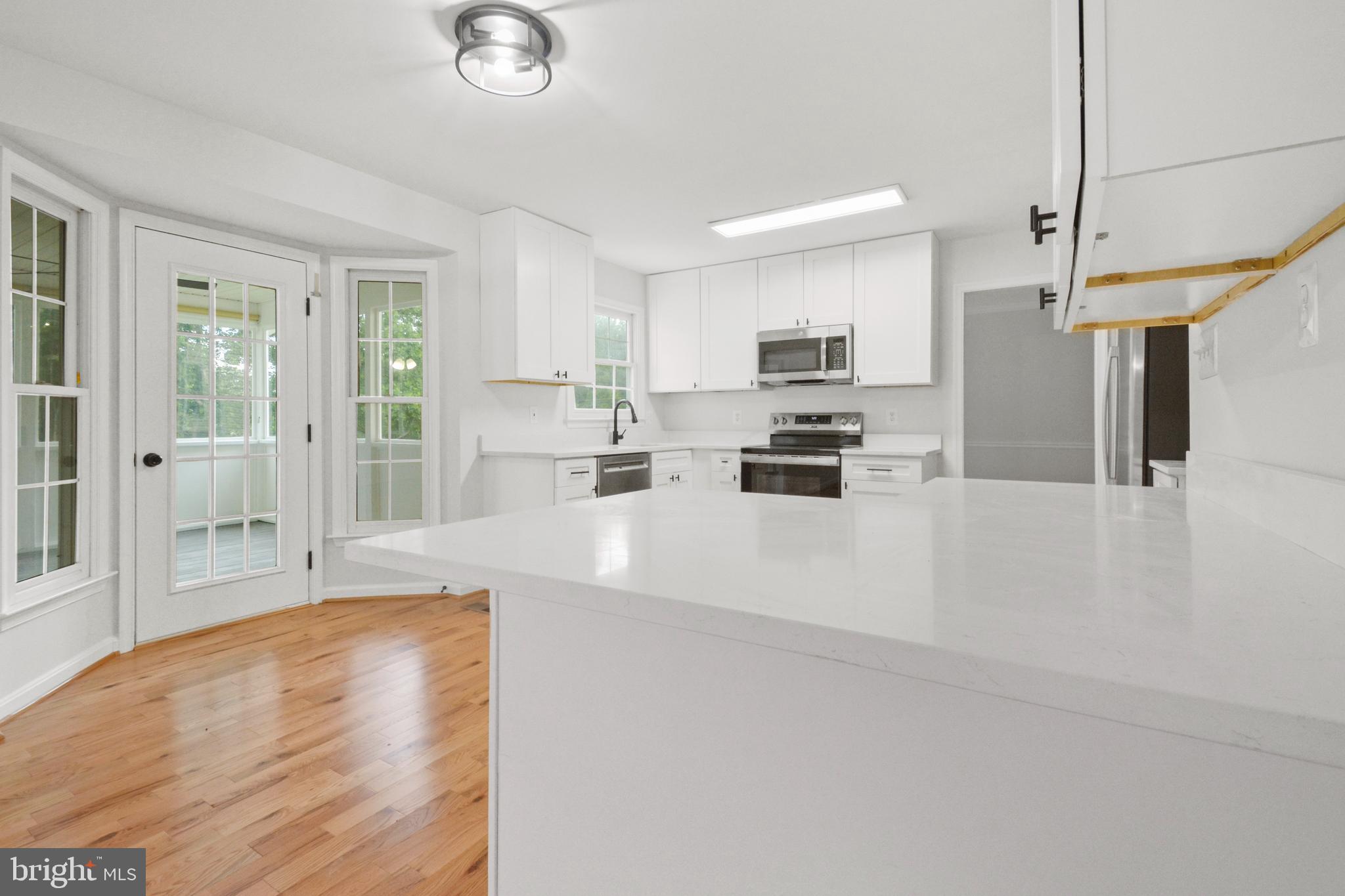 DUTCH HOLLOW - Residential