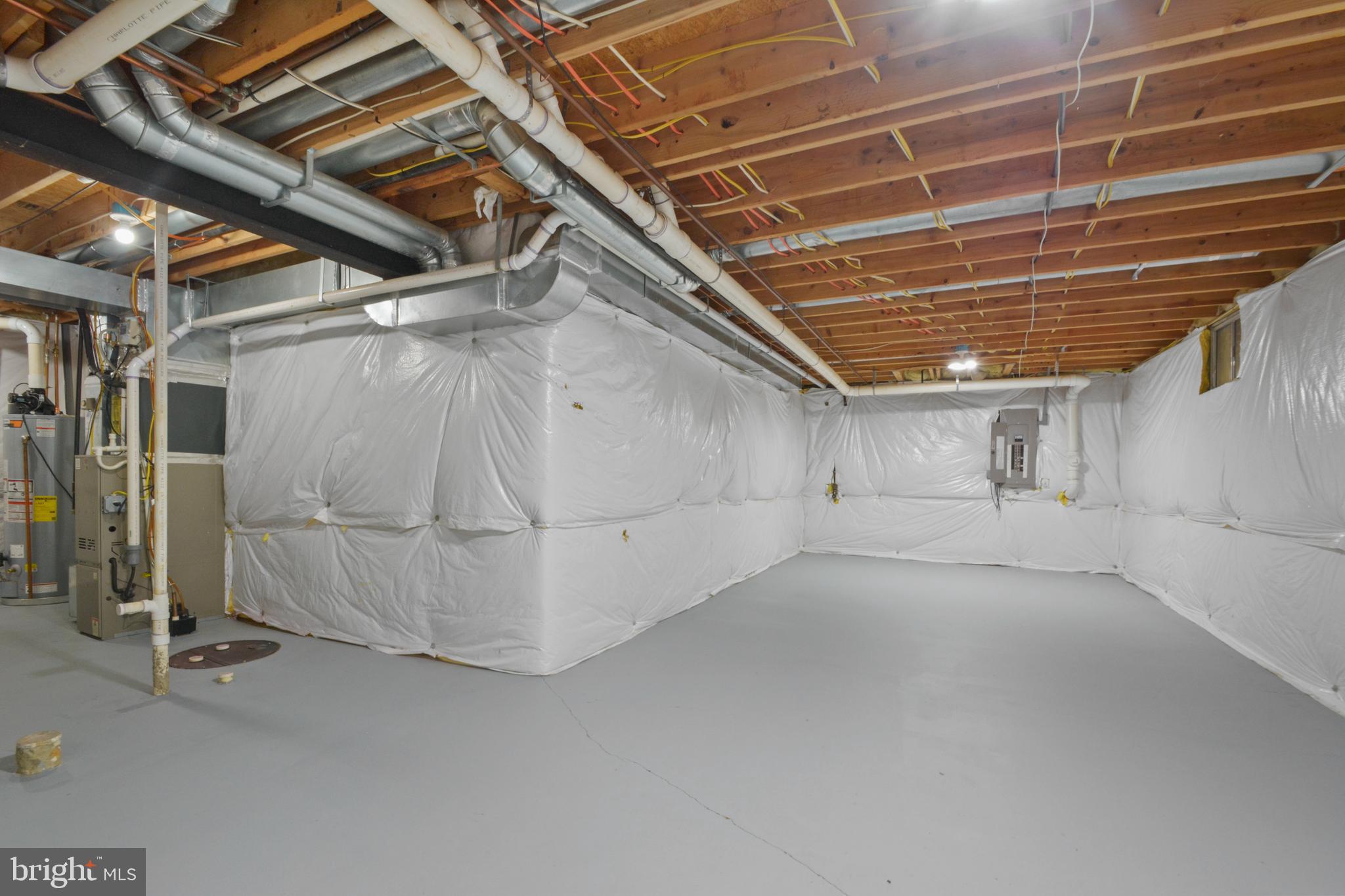 DUTCH HOLLOW - Residential