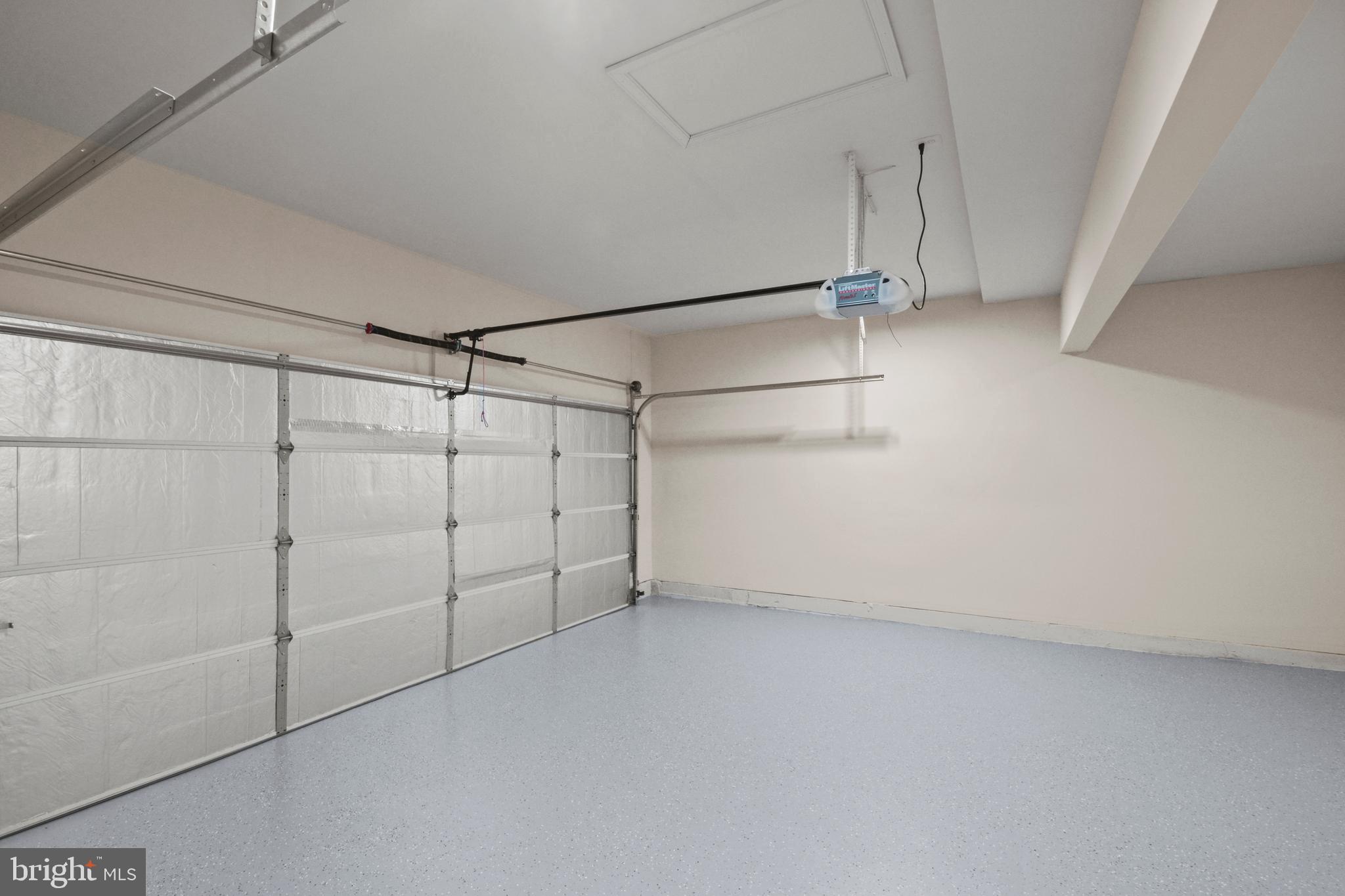 DUTCH HOLLOW - Residential