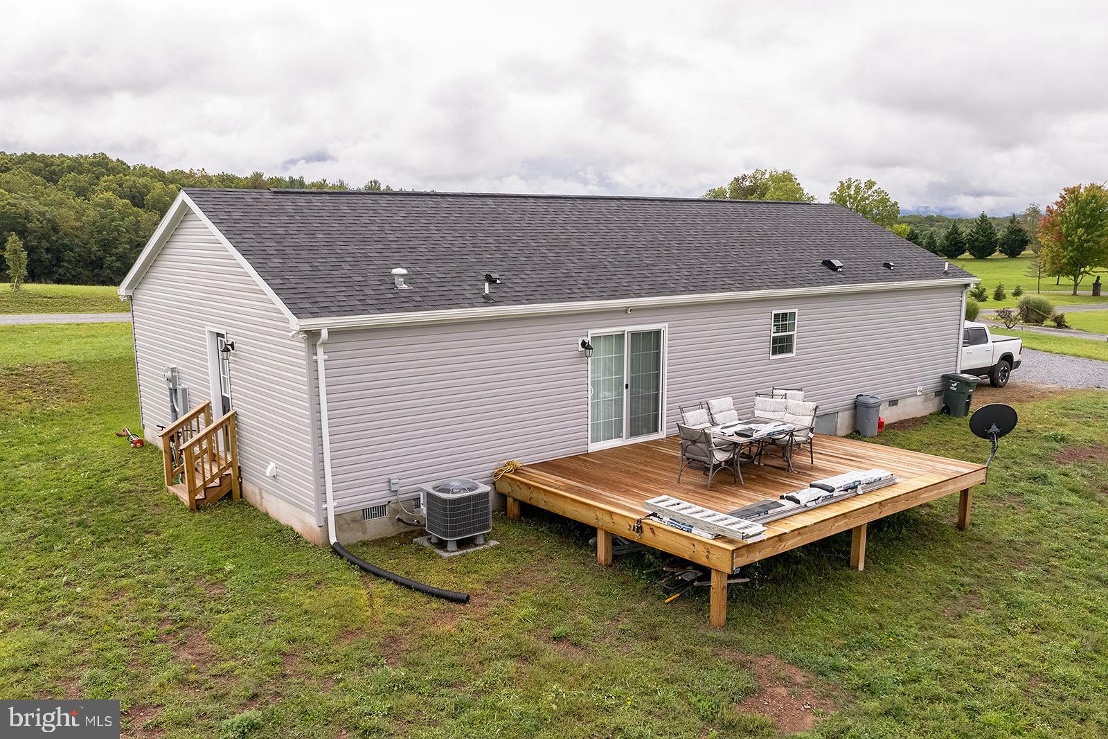 SLEEPY MEADOWS - Residential