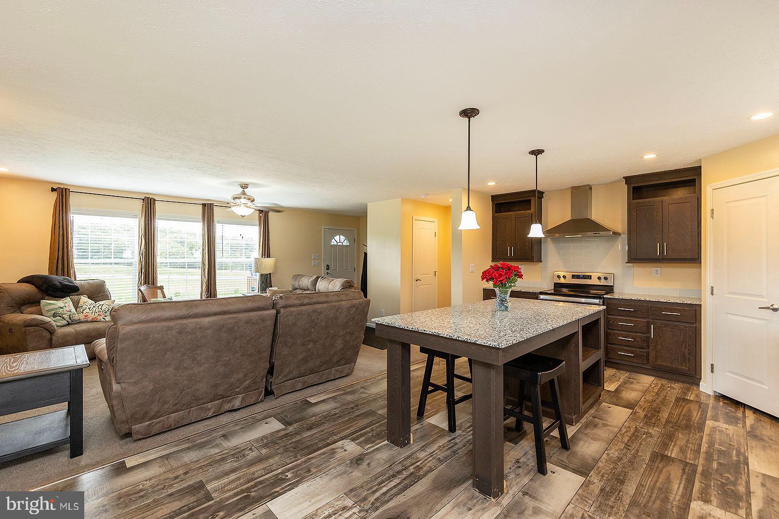 SLEEPY MEADOWS - Residential