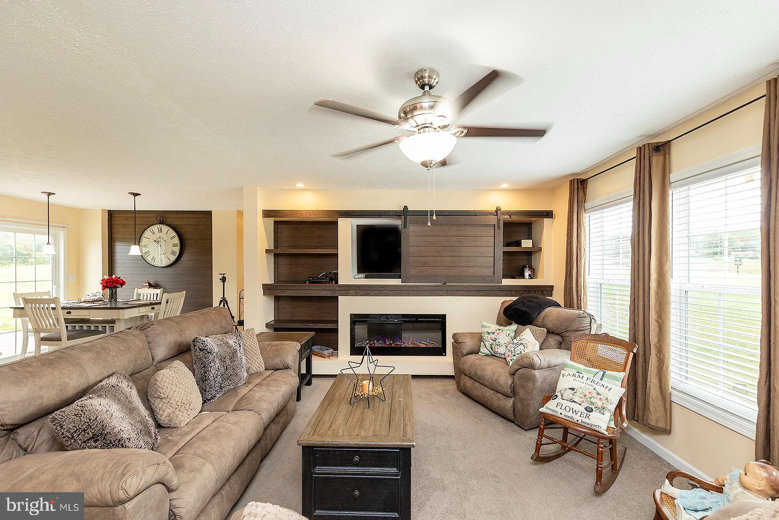 SLEEPY MEADOWS - Residential