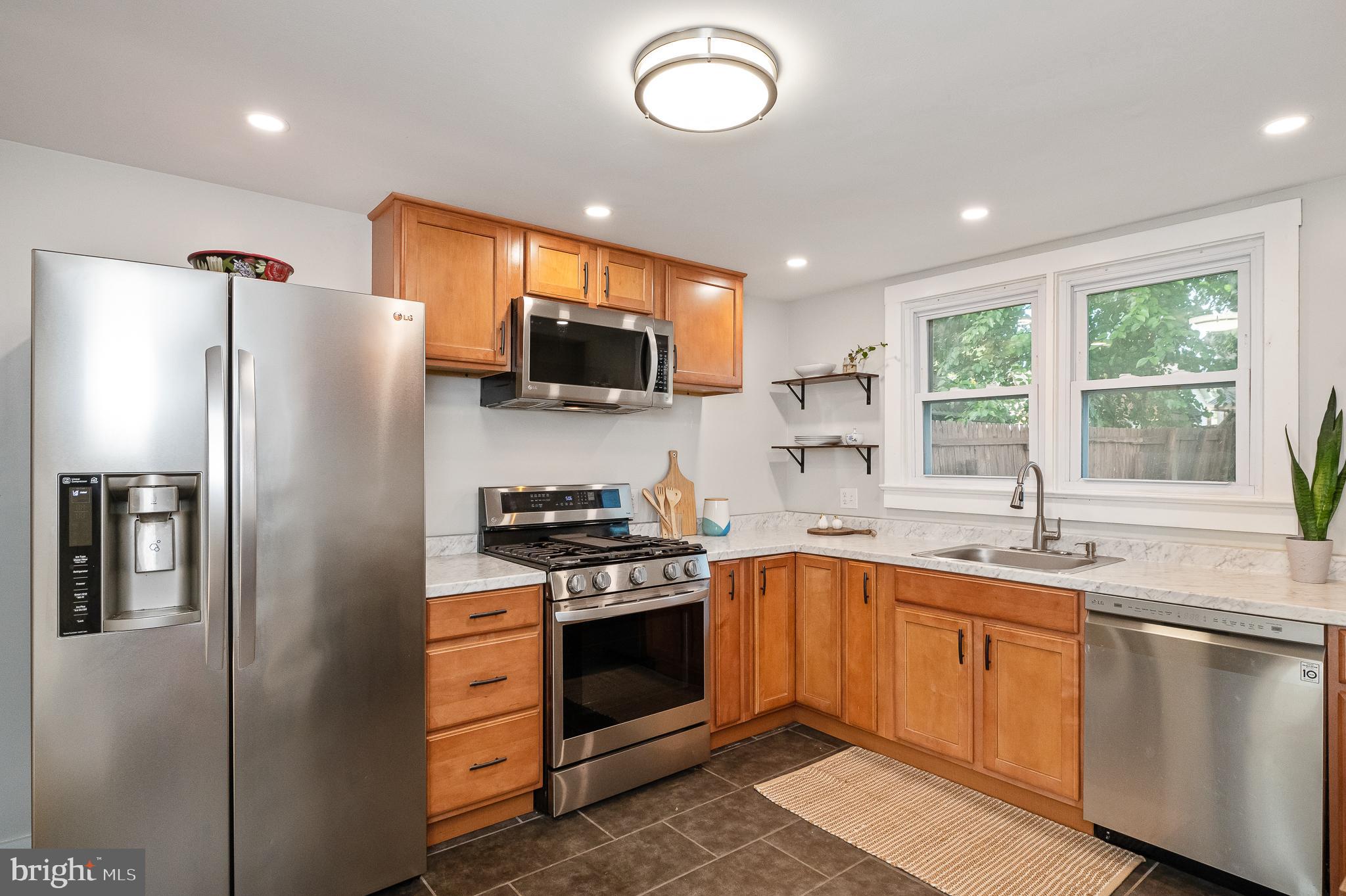 PERRYVILLE - Residential