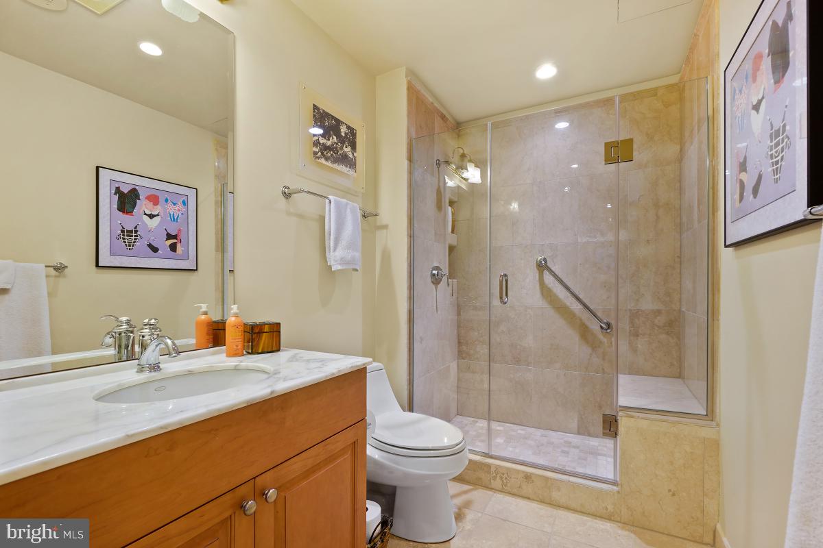 SOMERSET - Residential