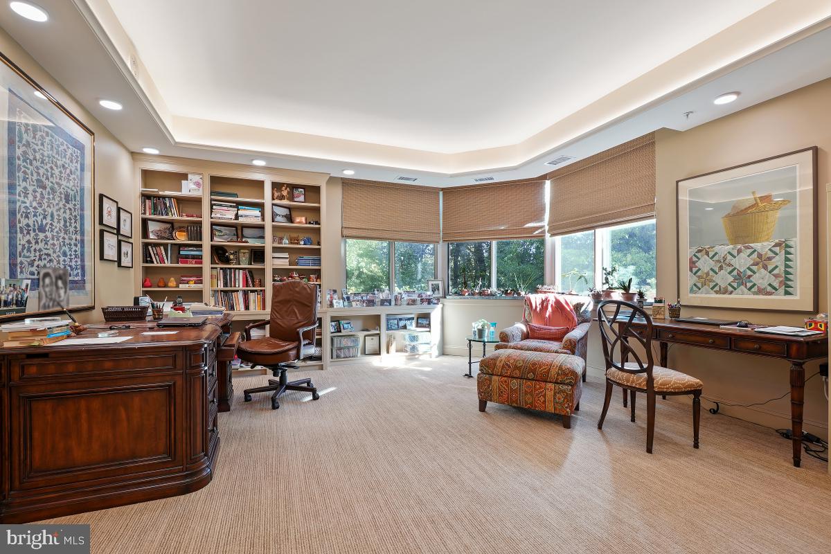 SOMERSET - Residential