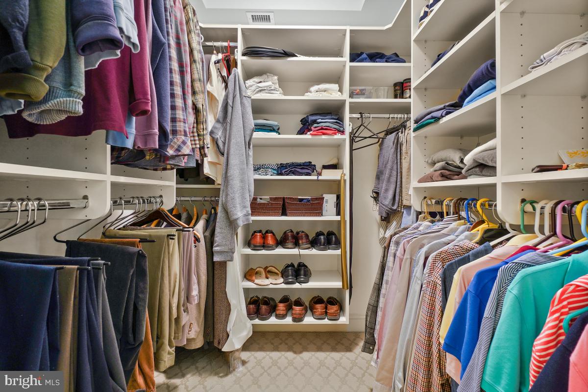 SOMERSET - Residential