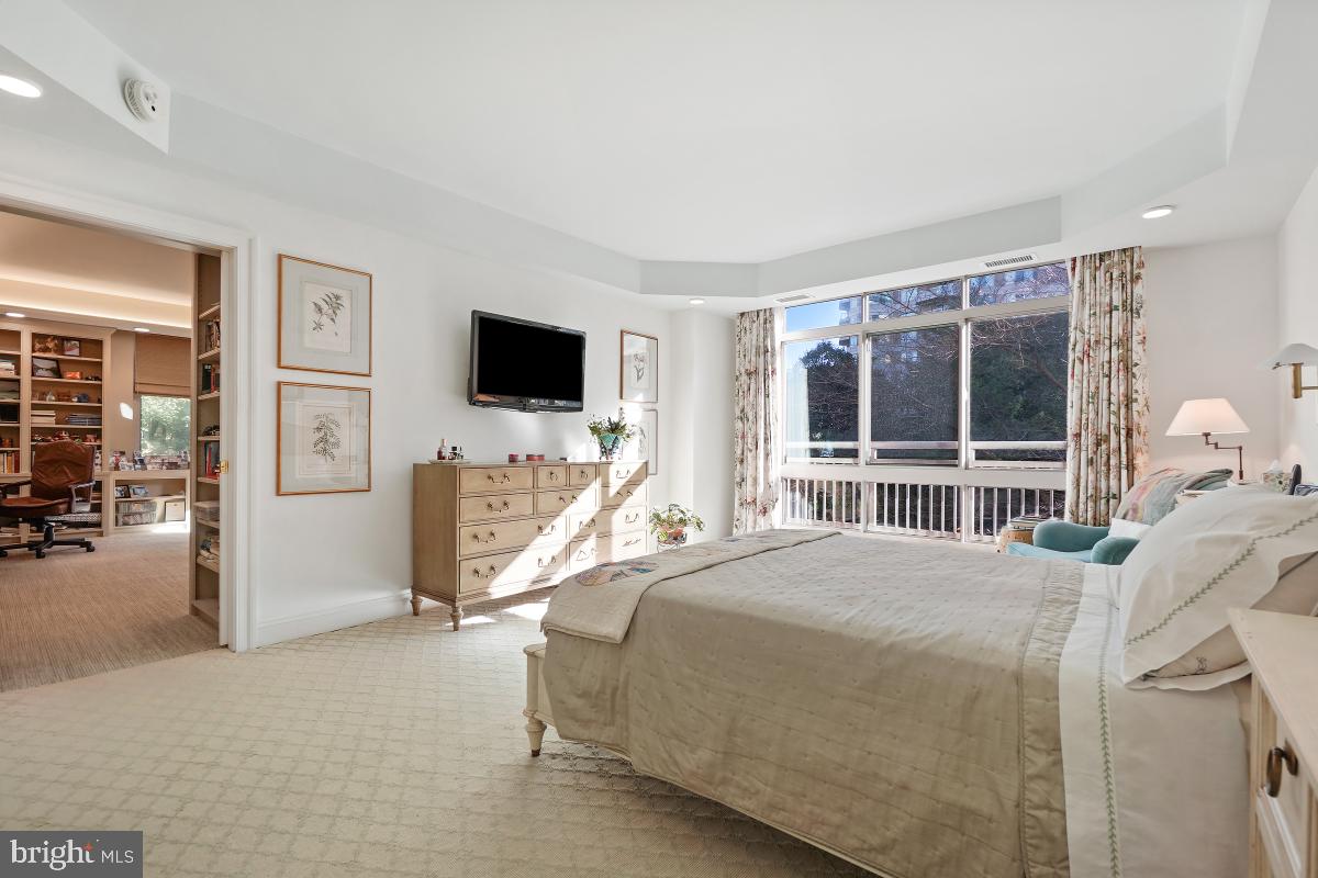 SOMERSET - Residential