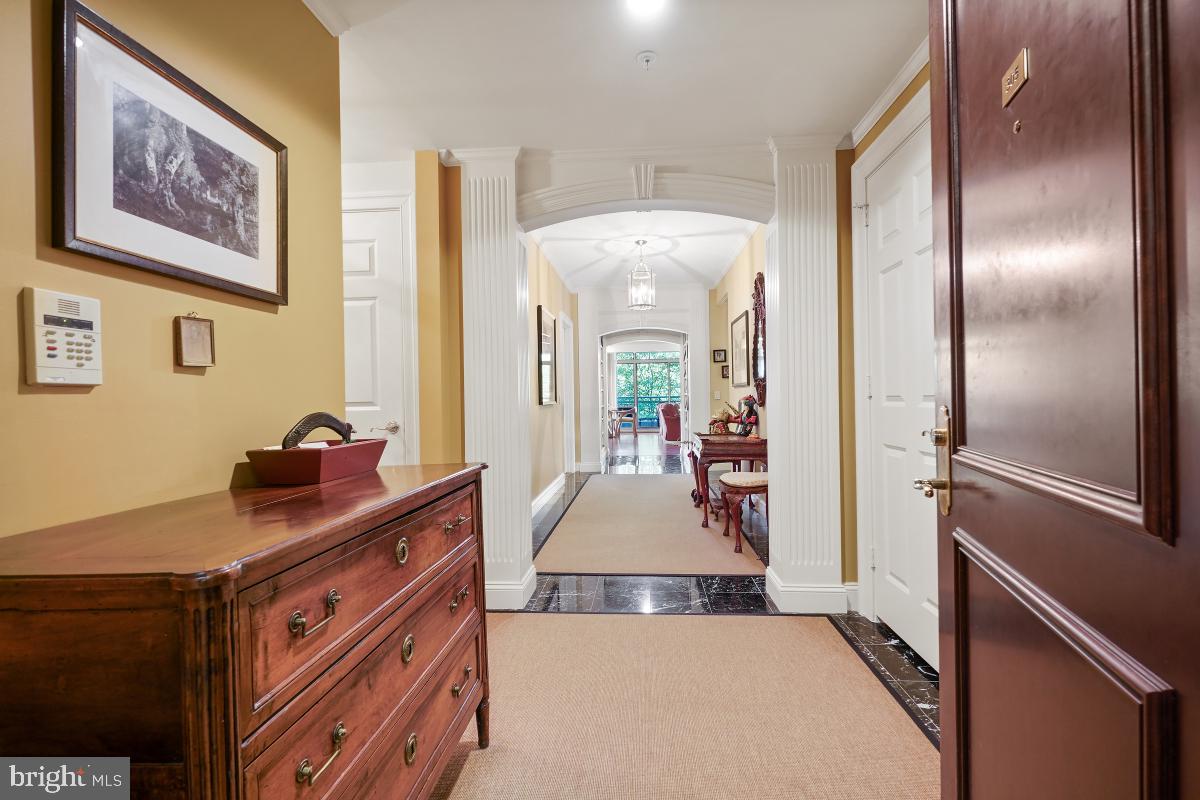 SOMERSET - Residential