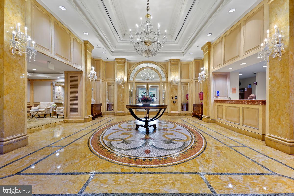 SOMERSET - Residential