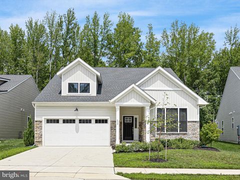 Photo of 632 Mayfield Falls Drive, NEWARK, DE 19702 (MLS # DENC2086300)