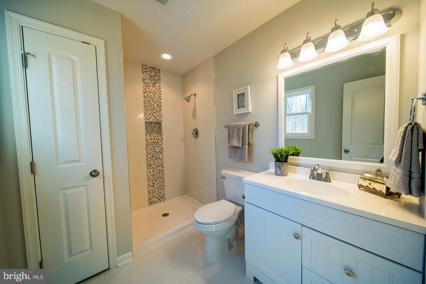 BEVERLY ESTATES - Residential