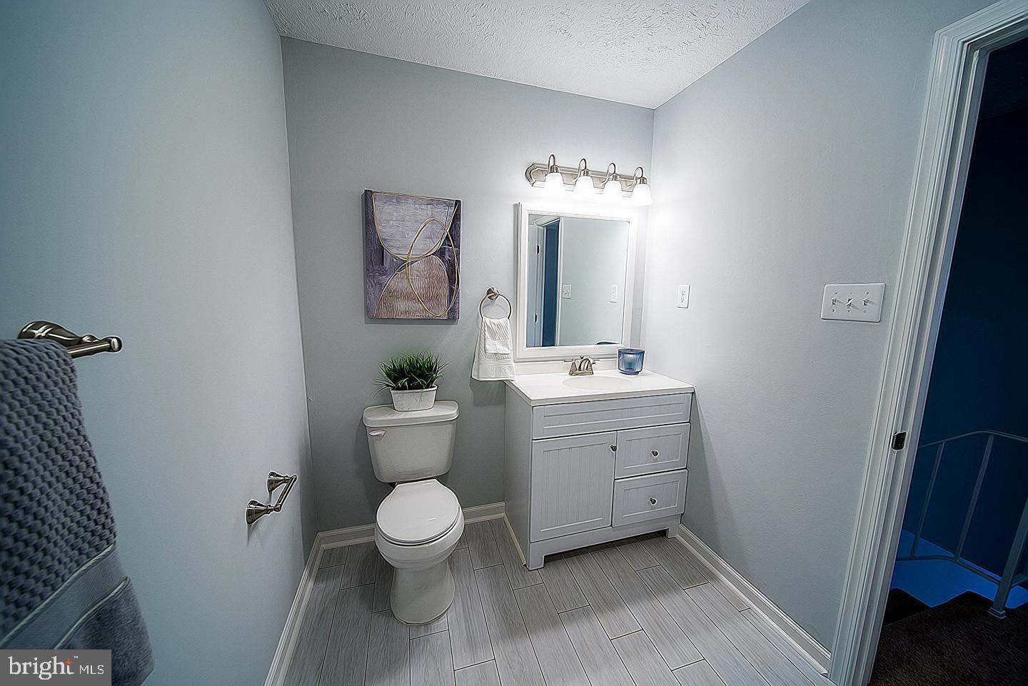 BEVERLY ESTATES - Residential