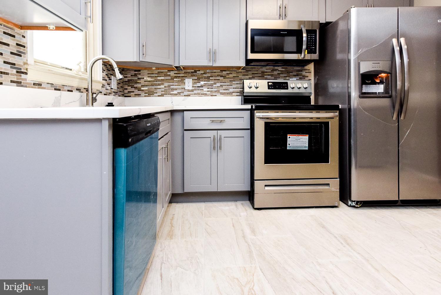 FORT WASHINGTON ESTATES - Residential