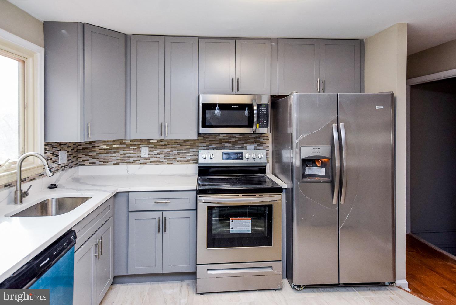 FORT WASHINGTON ESTATES - Residential