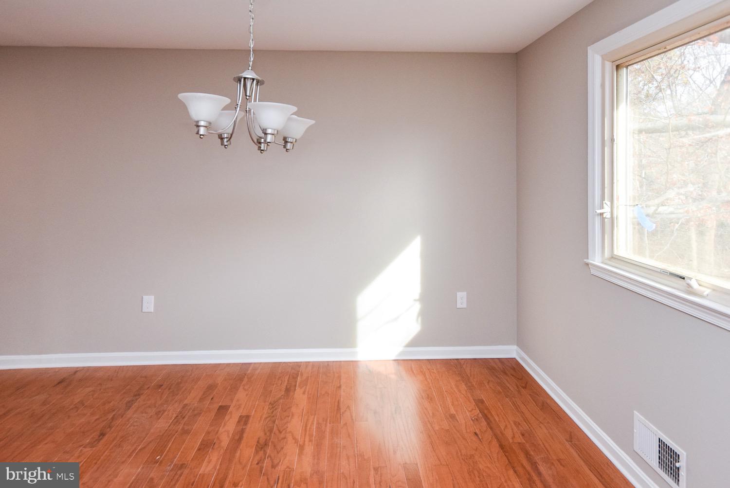 FORT WASHINGTON ESTATES - Residential