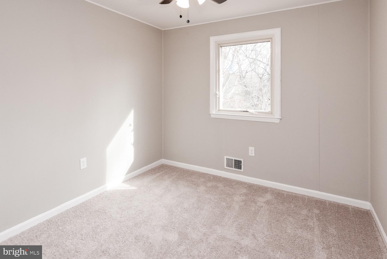 FORT WASHINGTON ESTATES - Residential