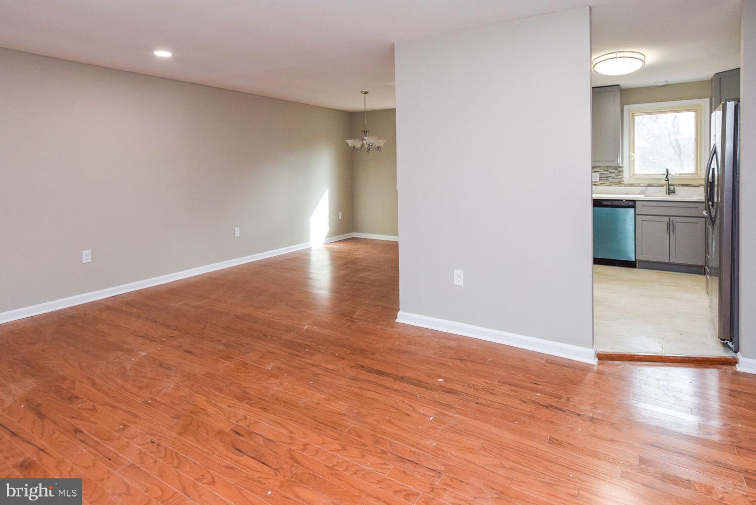 FORT WASHINGTON ESTATES - Residential