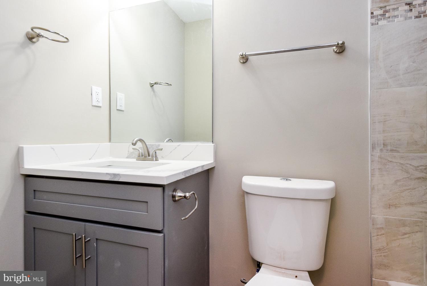 FORT WASHINGTON ESTATES - Residential