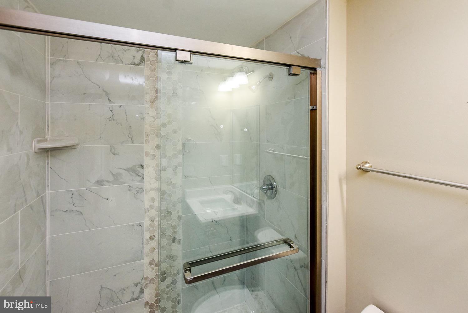 FORT WASHINGTON ESTATES - Residential