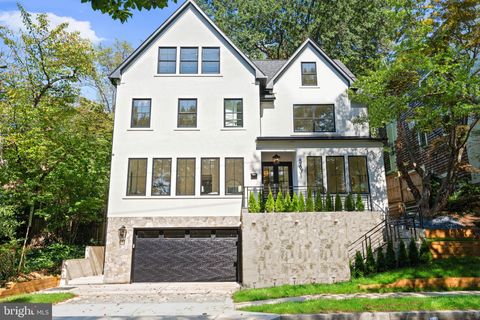 5631 MACARTHUR BOULEVARD NW WASHINGTON DC 20016
