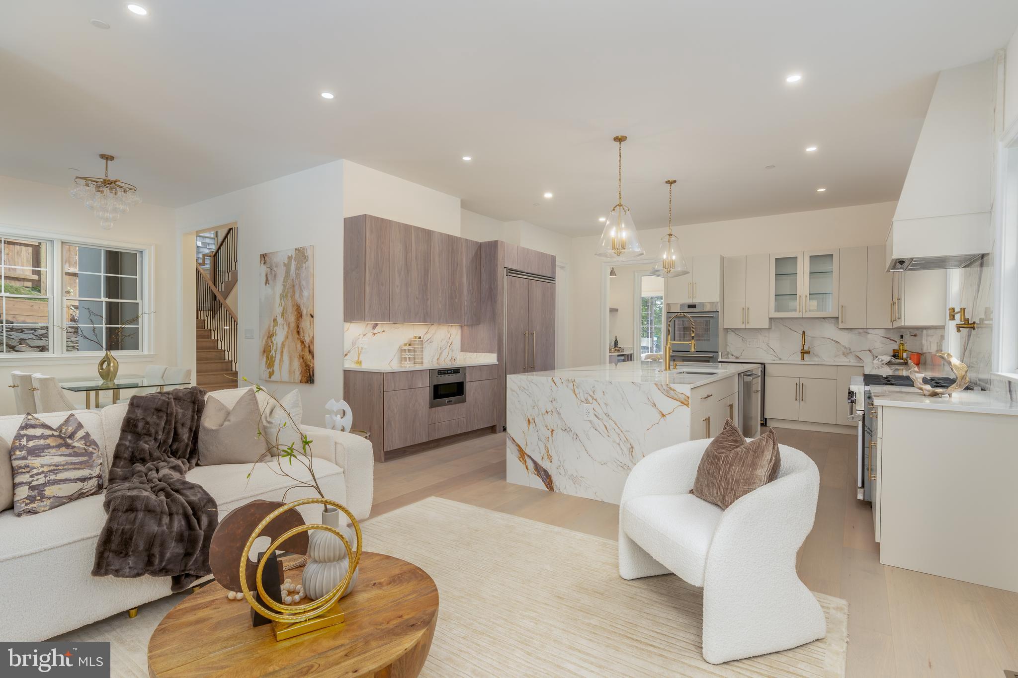 5631 MACARTHUR BOULEVARD NW