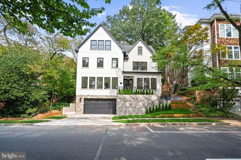 5631 MACARTHUR BOULEVARD NW WASHINGTON DC 20016