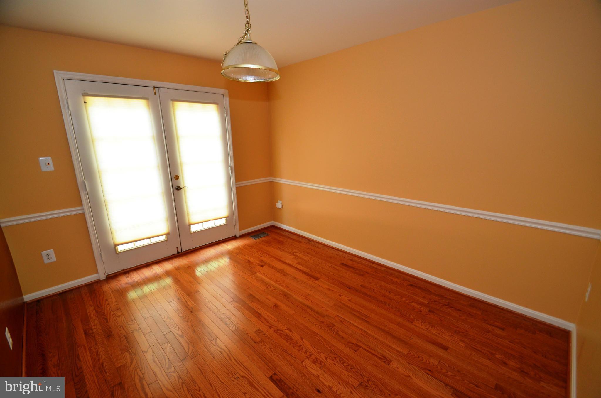 GLENWOOD MEWS - Residential Lease