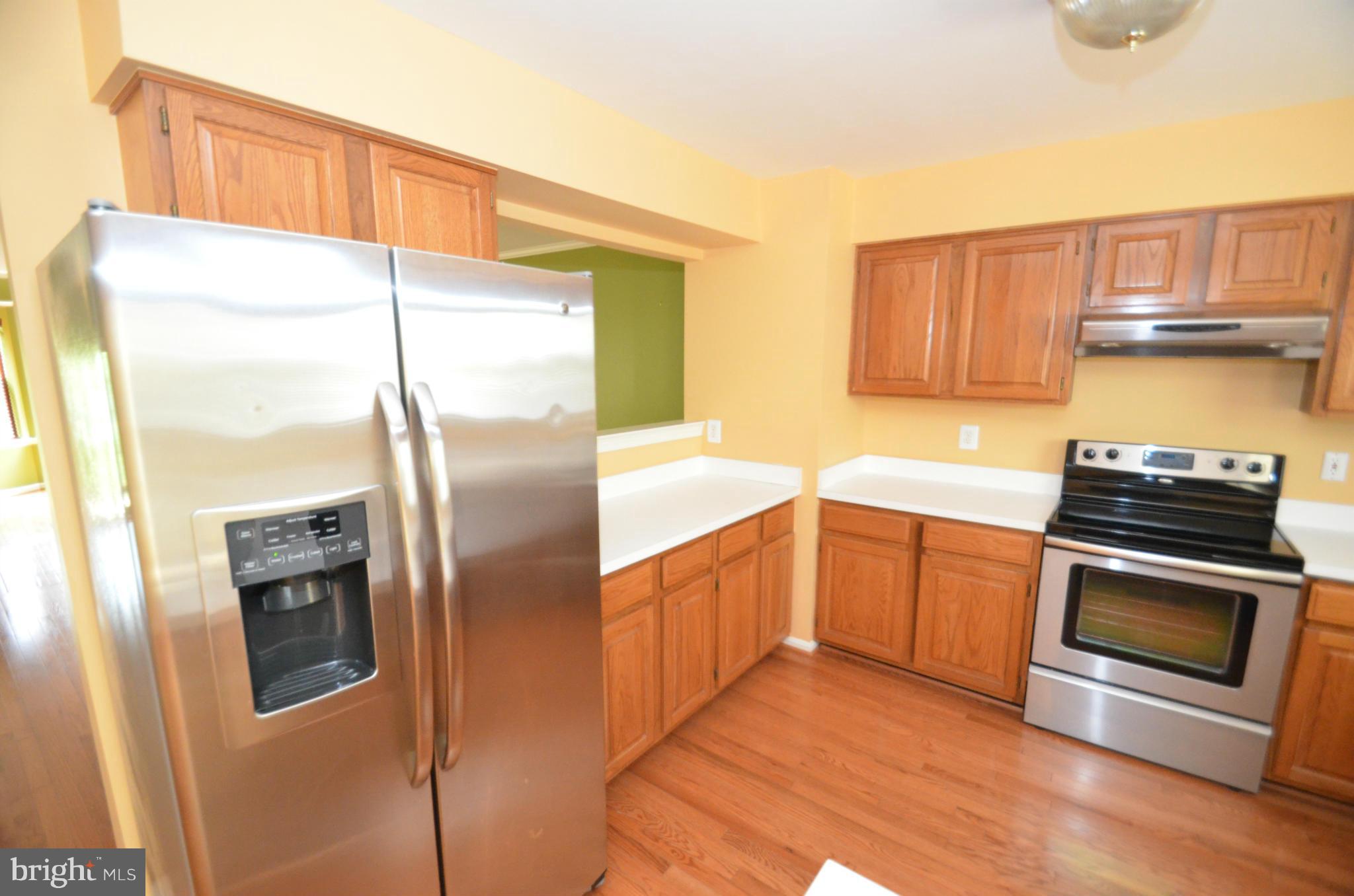 GLENWOOD MEWS - Residential Lease