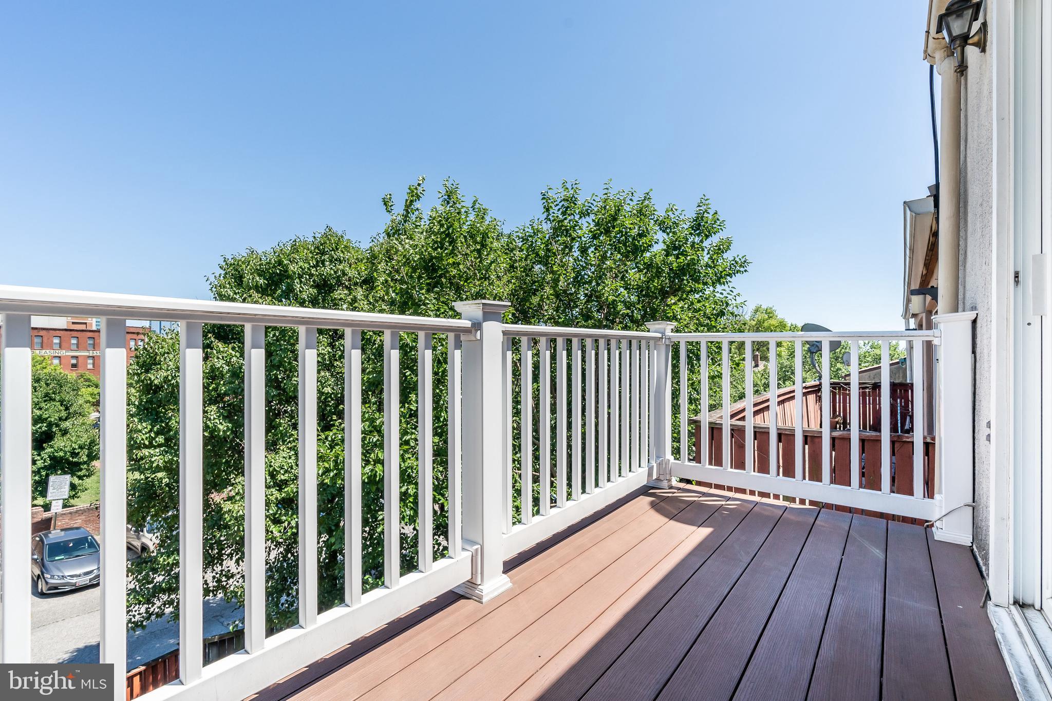 HOLLINS PARK - Residential