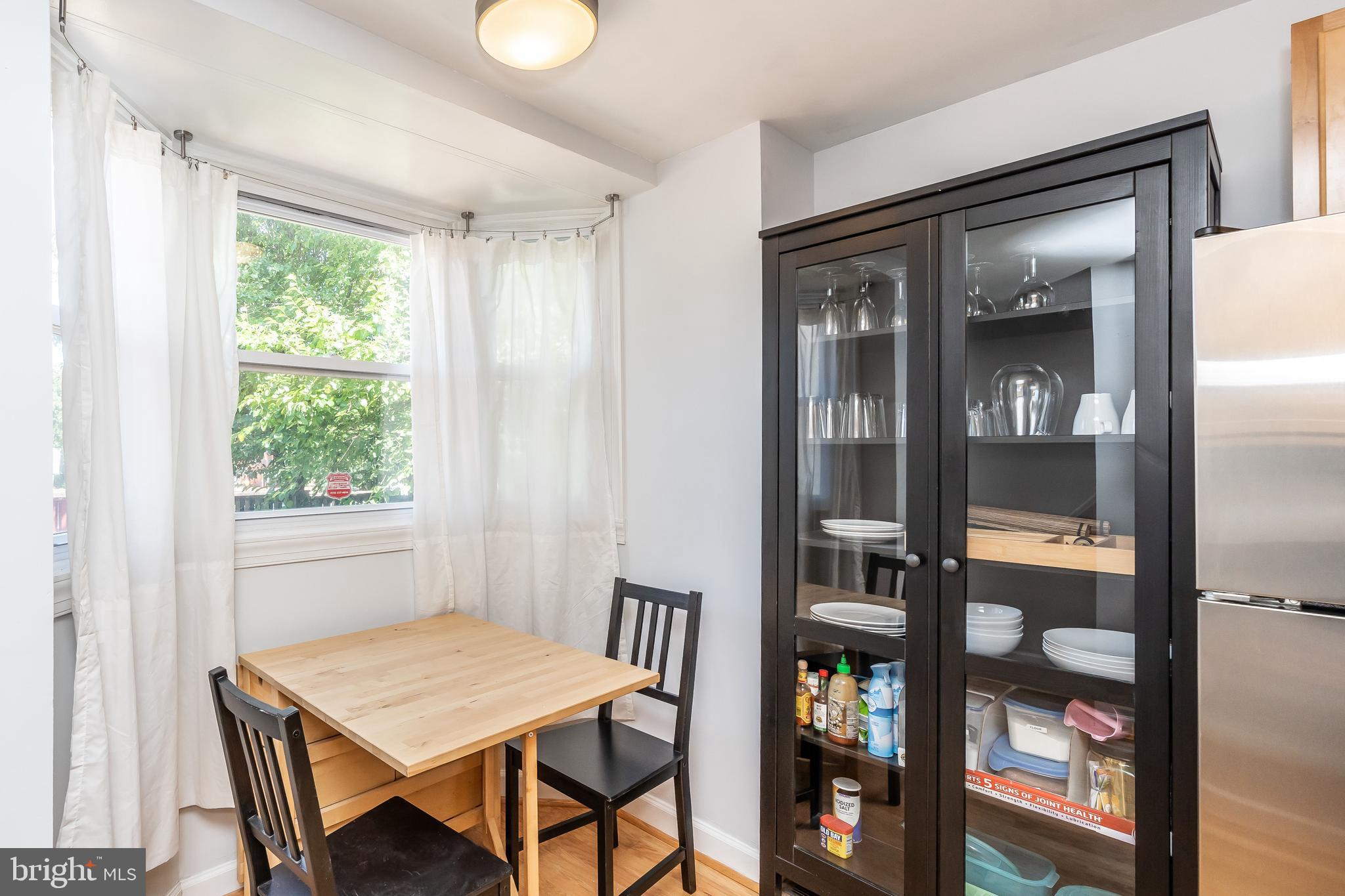 HOLLINS PARK - Residential