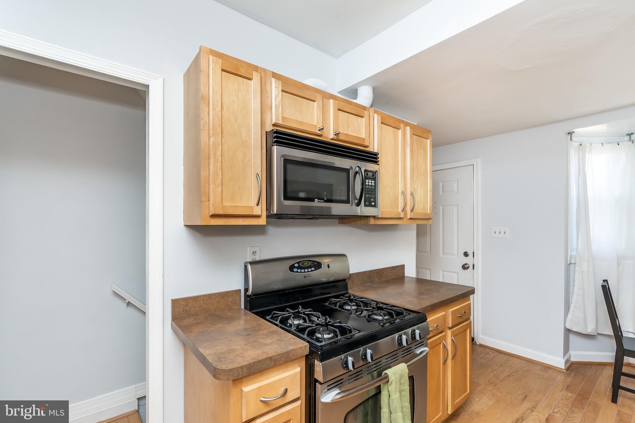 HOLLINS PARK - Residential