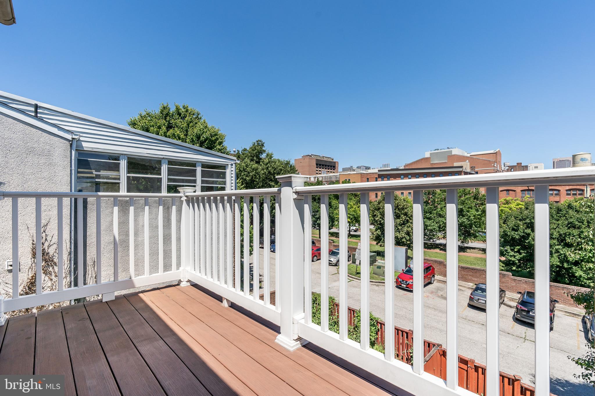 HOLLINS PARK - Residential