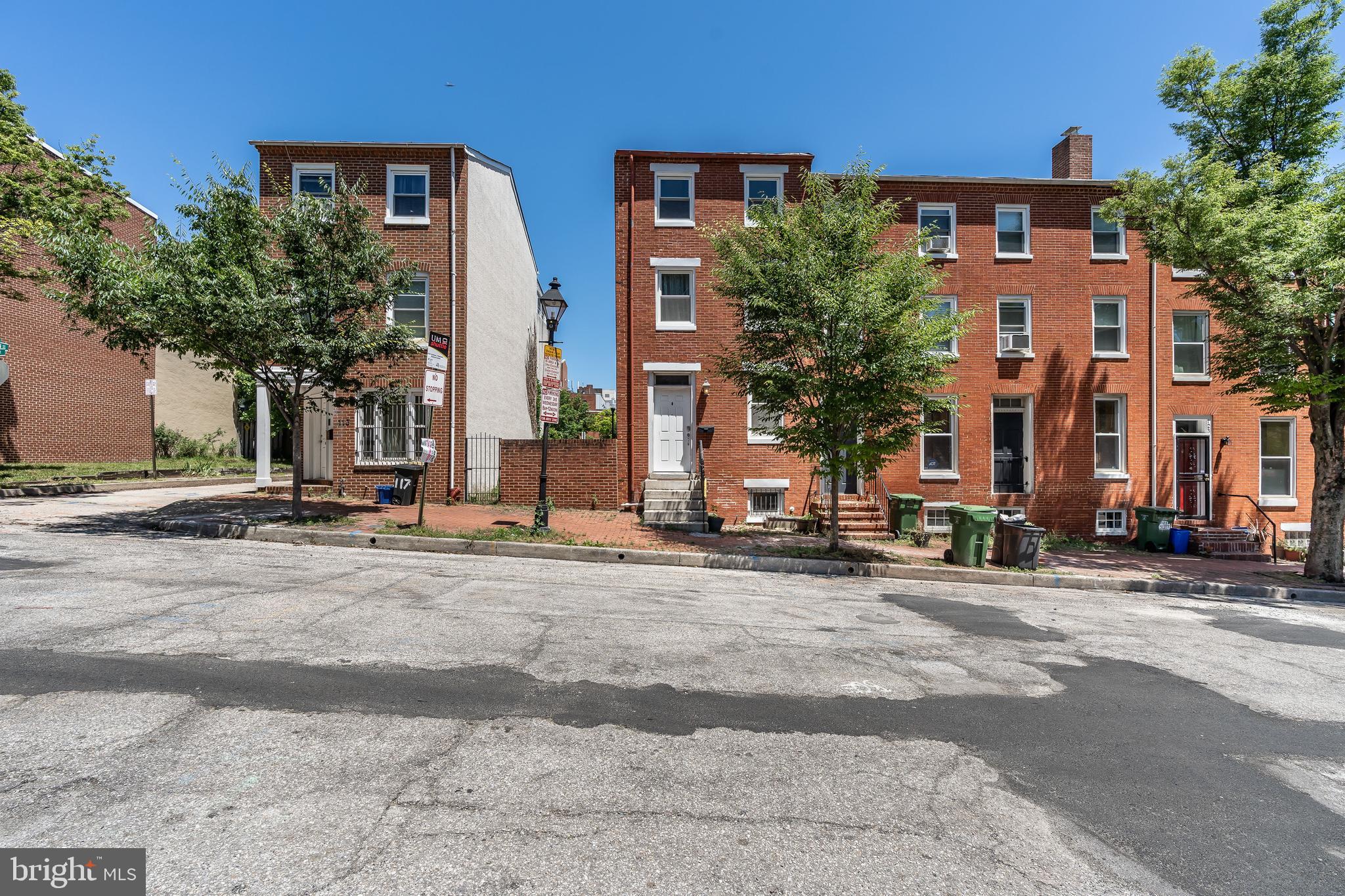 HOLLINS PARK - Residential