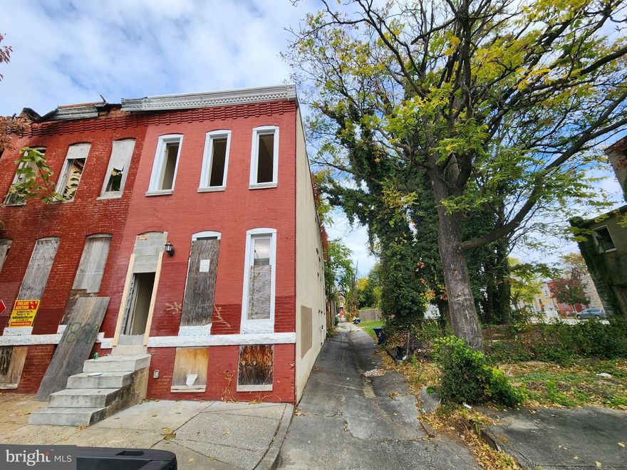 ONLINE AUCTION: Bidding begins 12/15/2025 @ 10:00 AM. Bidding ends 12/17/2025 @ 11:10 AM. List Price is Suggested Opening Bid. Deposit: $5,000.
 
This two-story townhouse is located in the Sandtown-Winchester neighborhood of Baltimore City. Residents can enjoy the nearby facilities and attractions such as the Druid Hill Park, Coppin State University, and Rawlings Conservatory. This property is believed to be vacant. The area provides easy access to the nearest major traffic artery, U.S. Rte 1, connecting to other parts of Baltimore.