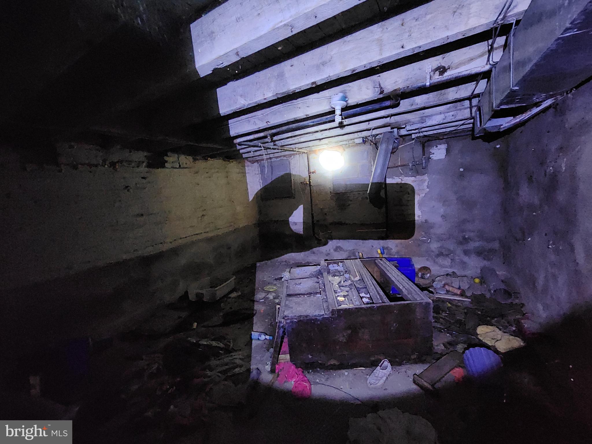 1800 PRESBURY STREET