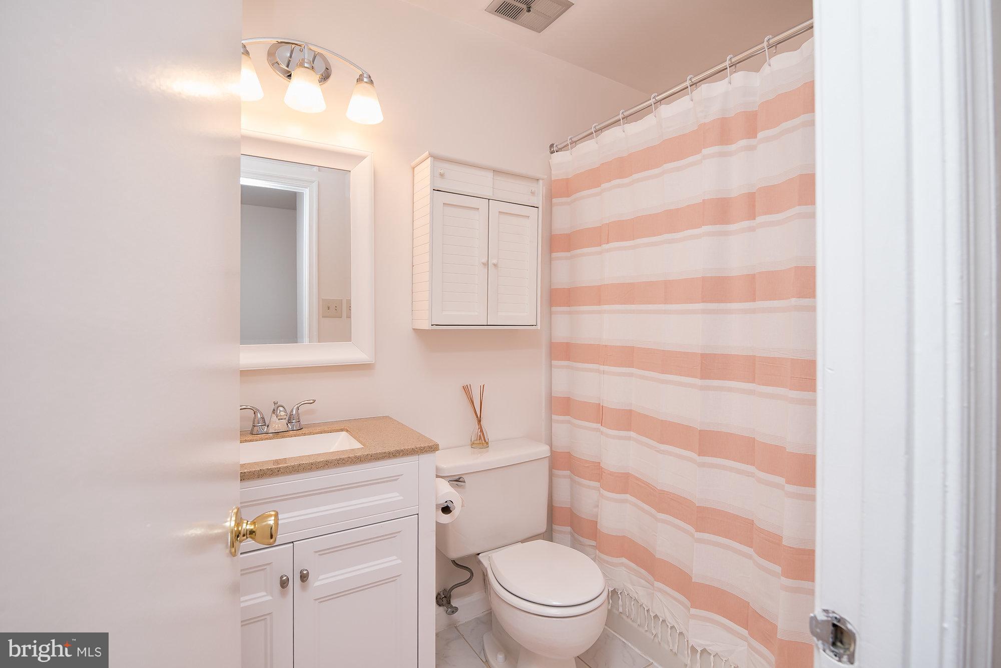 COLONY PARK - Residential