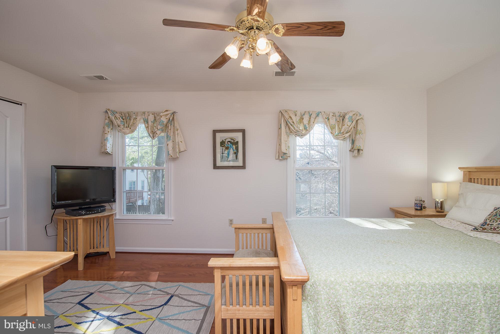 COLONY PARK - Residential