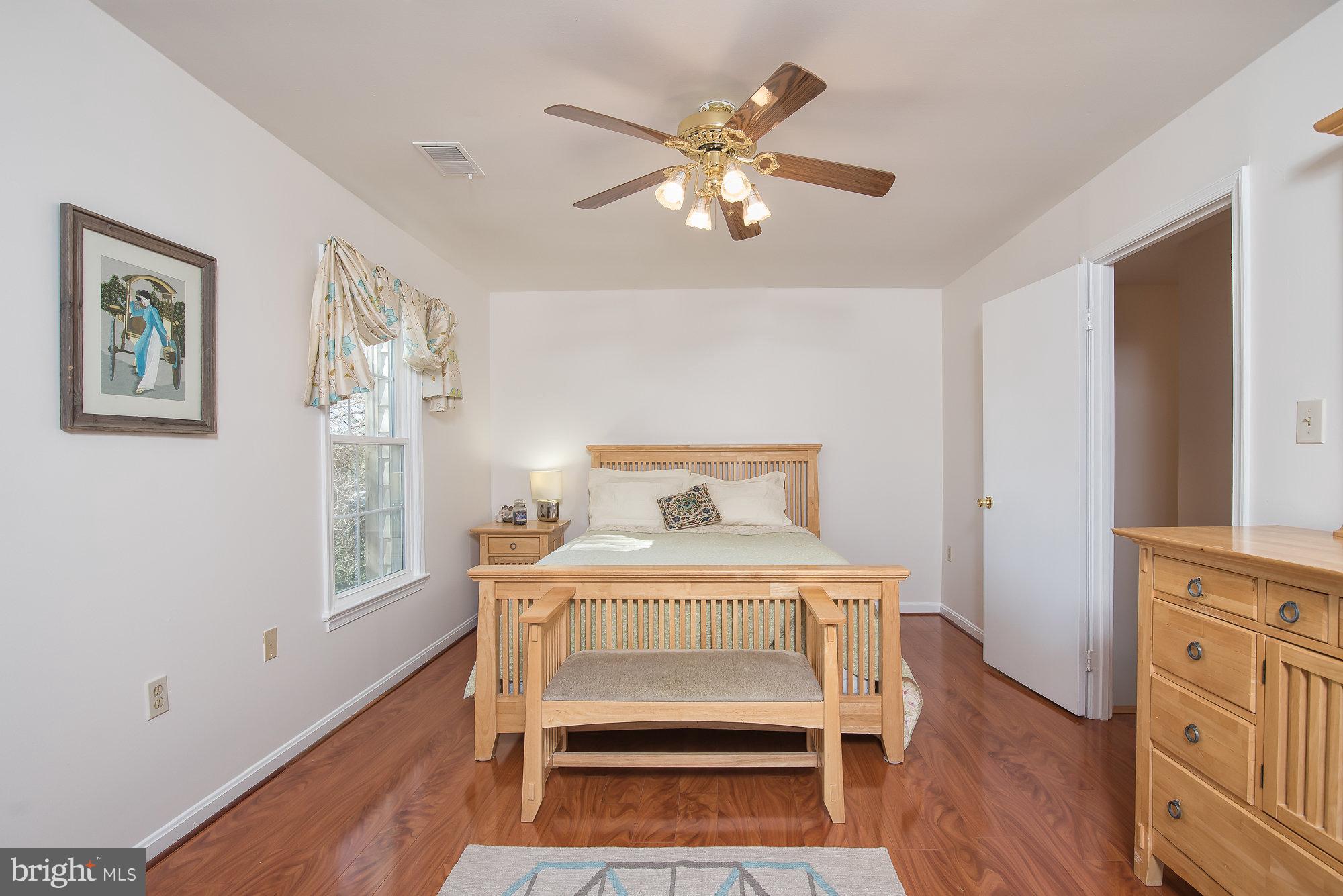 COLONY PARK - Residential