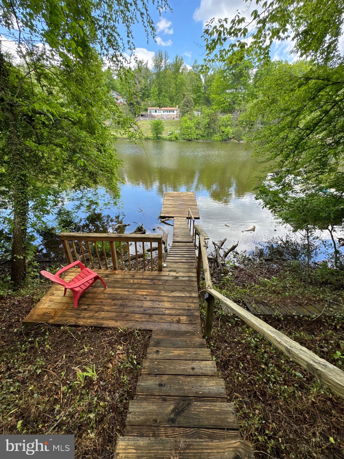 8221 HICKORY HILL DRIVE